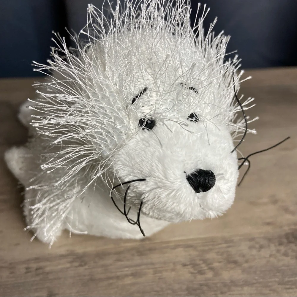 Ganz Webkinz White Seal Fuzzy Eyelash Stuffed‎ Animal Toy Plush NO Code 10”